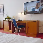 Szálloda Avalon Hotelpark Koenigshof Königslutter am Elm