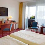 Avalon Hotelpark Koenigshof Szálloda Königslutter am Elm