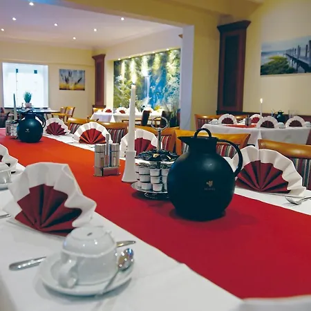 Avalon Hotelpark Koenigshof Otel Königslutter am Elm