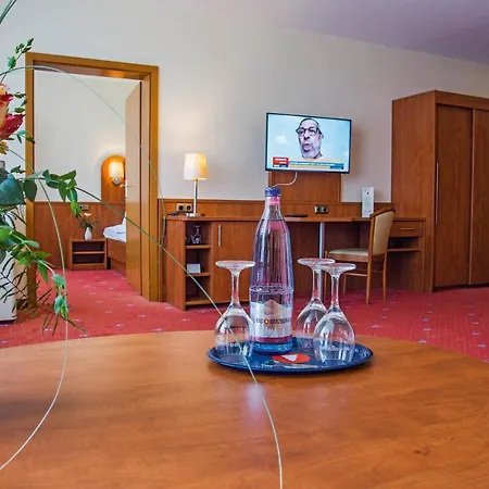 Avalon Hotelpark Königshof 3*