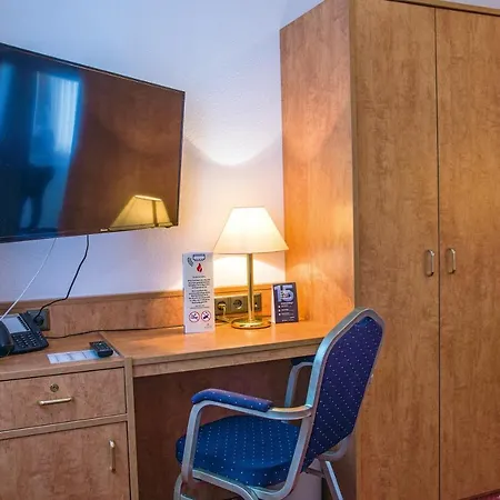 Otel Avalon Hotelpark Koenigshof 3*