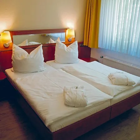 Avalon Hotelpark Königshof 3*