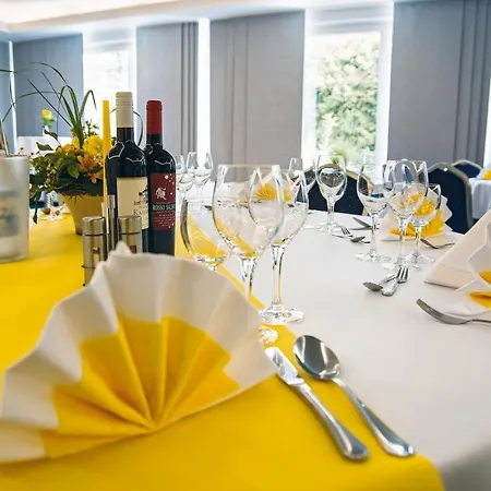 Avalon Hotelpark Koenigshof Otel 3*