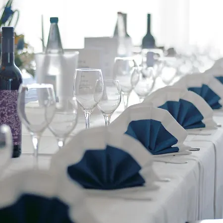 Avalon Hotelpark Koenigshof Otel 3*