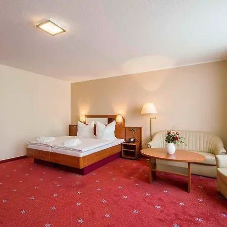 Hotel Avalon Hotelpark Königshof 3*