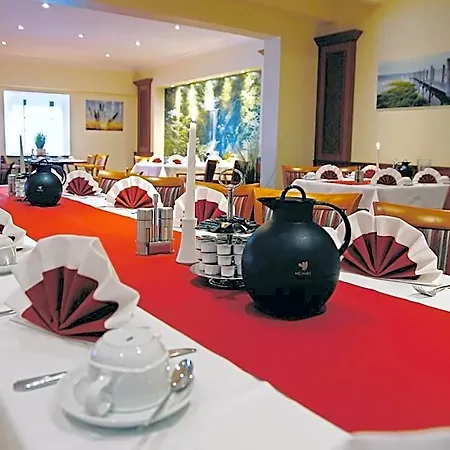 Avalon Hotelpark Koenigshof 호텔 3*