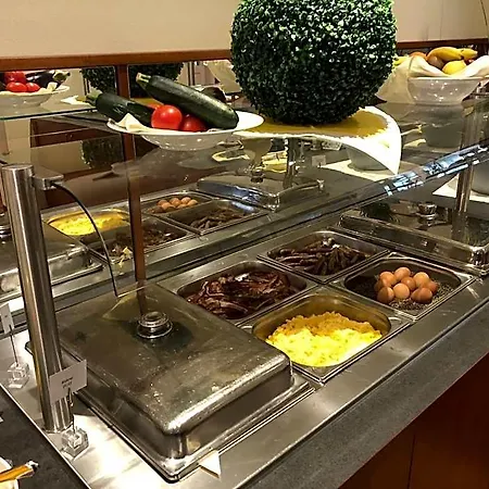 Avalon Hotelpark Koenigshof 코니그스루터암엘름