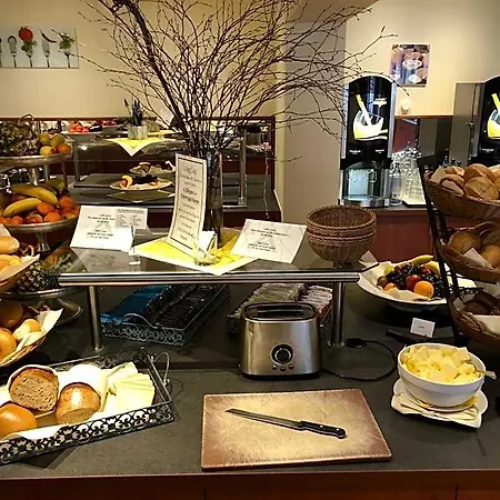 Avalon Hotelpark Koenigshof 호텔 코니그스루터암엘름