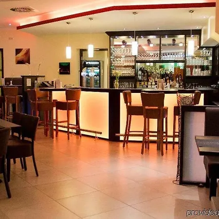 Avalon Hotelpark Königshof 3*